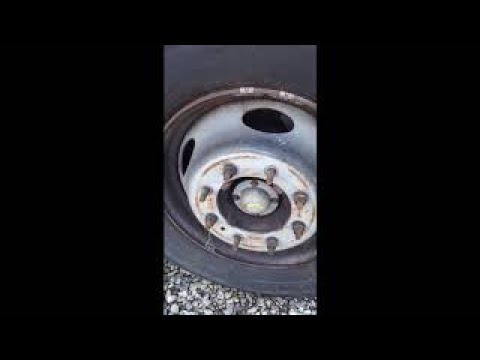 RV Ford F-53 Classis Brake pad replacement. Coachman Aurora