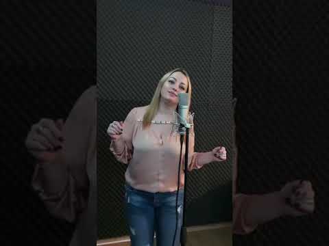 ,,Tinere cu par carunt"(cover)