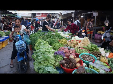 Walk Around Street Market @Phsa Chhouk Meas - Evening Daily Lifestyle of Vendor Selling Food for Din