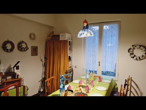 I'll show you some photos of the laboratory and tell you what I cooked