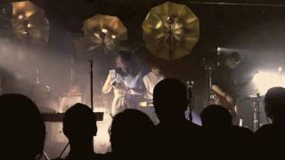 Blonde Redhead: Not Getting There