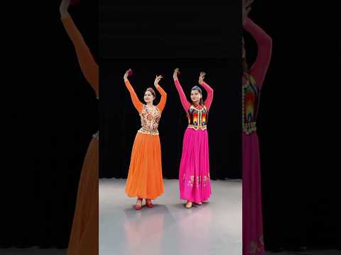 Uyghur dance