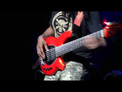 Steve Vai - Guadalajara- Philip Bynoe solo