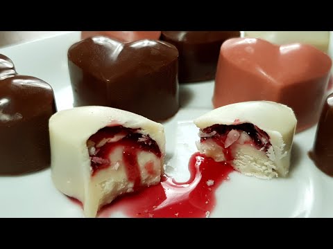 طرز تهیه شکلات قلبی با مغز آلبالو/chocolate heart with sour cherry