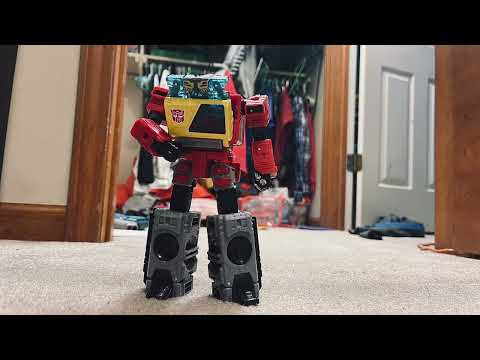 Transformers Stop Motion Test: Kingdom/ Legacy Blaster and Eject