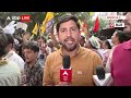 Election 2024: लोकसभा चुनाव के लिए पार्टी उम्मीदवारों का प्रचार करने मैदान में उतरी Sunita Kejriwal - Video