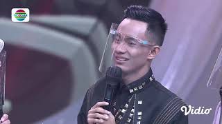 Download lagu So Sweettt!! Adit Ke Babel dapat Hadiah Terindah dan Tak Terlupakan!!! IWIWWW!!! | LIDA 2021 mp3