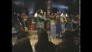 Africa Unite  Look Who&#39;s Dancing ~ Ziggy Marley and the Melody Makers Live 1999