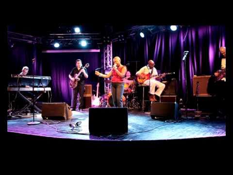 Zakiya Hooker - Love Foreclosure (video Jyrki Kallio)