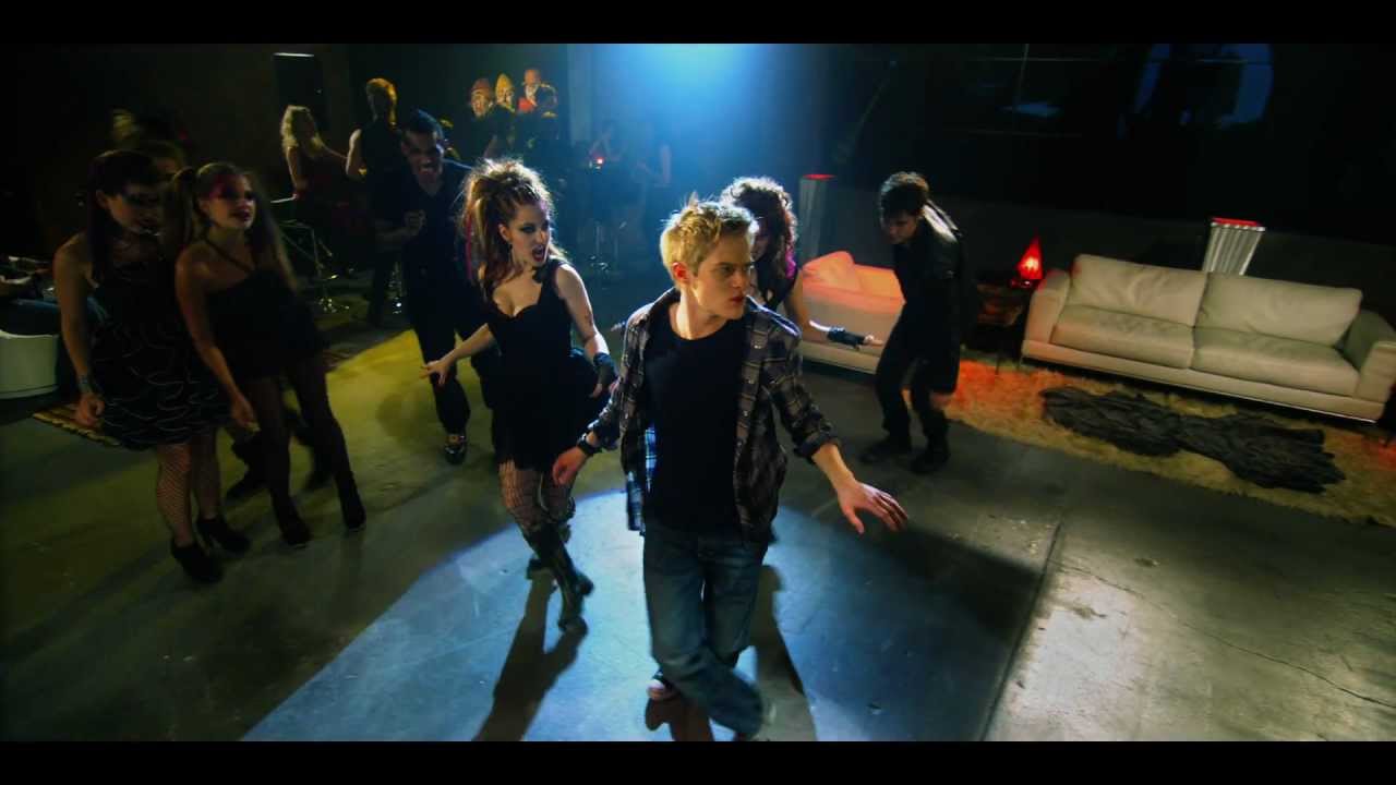 I Kissed A Vampire - The Movie "Little Peck" (Behind the Scenes)