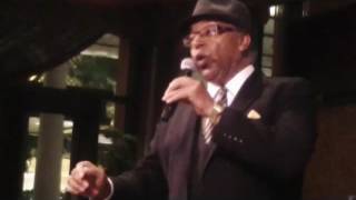 Ronnie Wynn Eastside Sample