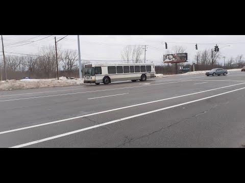 NFTA Metro Ride route 32A Outbound Bus 2122 - 2001 Gillig Advantage