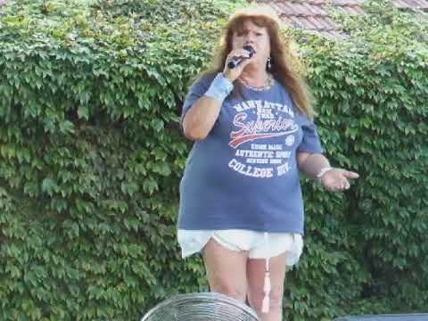 Zalatnay Sarolta a biharugrai falunapon - 2019.08.31.