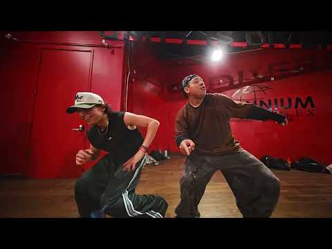 Reggaeton Eks Eks - Milenium Dance