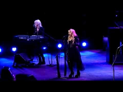 Fleetwood Mac - Video Montage - Sydney Allphones Arena - 24-10-2015