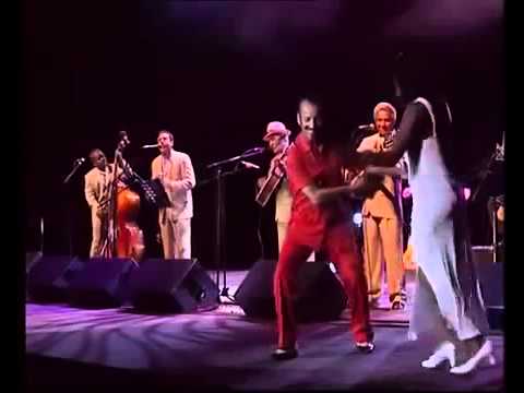 Compay Segundo Live at Olympia con el rey del tornillo Silvio Y Alicia