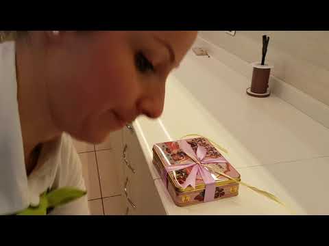 Como embrulhar um presente de Natal por Laura Loddi