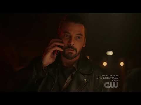 Riverdale 2x21 Jughead's Sacrifice To Avoid War ! His Heartmelting Speech To Betty