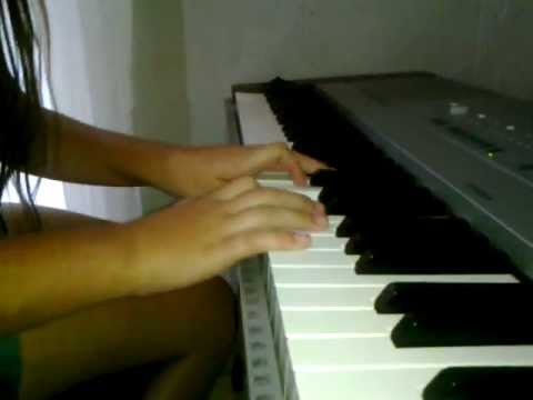 Barbara Santos - Piano - música: De Marré 18/05/2013