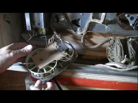 Gottlieb "Top Score" (300), how to rebuild score reel decagon assemblies - Pt 2 - PinballHelp.com