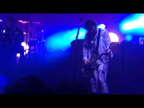 Manics - Let's Go to War (First play - Live at Brixton)