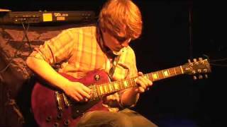 Mark McGuire (of Emeralds) @ La Suite - Paris