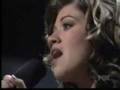 Kelly Clarkson - A Moment Like This American ...