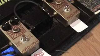 Video thumbnail for Analogman Sunface NKT fuzz pedal demo RED dot versus WHITE dot shootout by gearmanndude