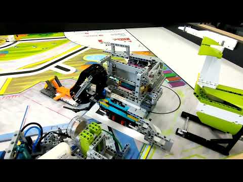 FLL Cargo Connect 100 points run