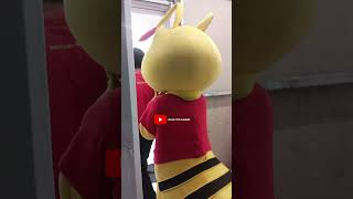 Download lagu Funny Clown Gets Hot After Changing Clothes | #shorts #clown #funny mp3