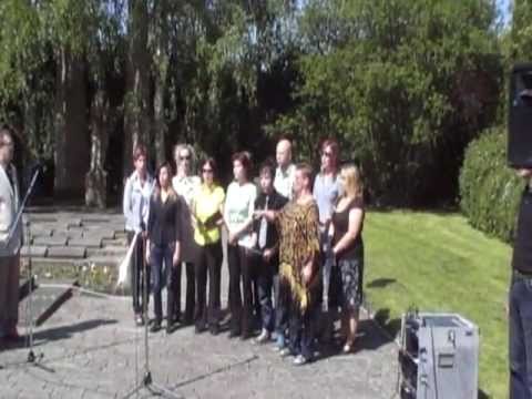 SAH  -  hymna pokládání věnců