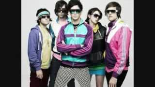 Cobra Starship: I Kissed A Boy :D (With Lyrics!)