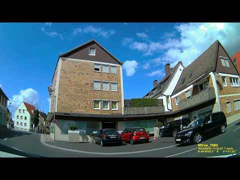 D: Markt Goldbach. Landkreis Aschaffenburg. Rundfahrt durch die Ortsmitte. August 2025