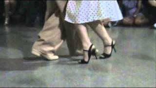 MARIO DE CAMILLIS Y BÁRBARA WAINNRIGHT EN LA KERMESSE (ENERO 2011) 4/4