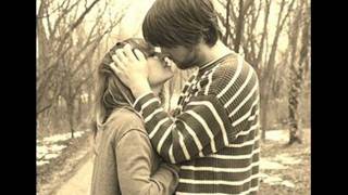 Luan Santana-Um Beijo (Oficial)