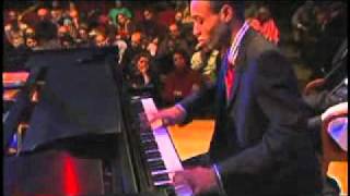 Aaron Diehl - "I cover the waterfront" and "elegy" @NYU jazz master class/Hank Jones