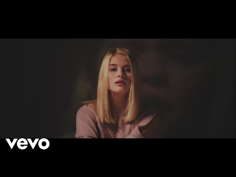 Jellina - Mama (Official Music Video)