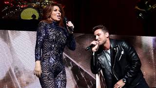 Shania Twain &amp; Bastian Baker - &#39;Party For Two&#39; - Manchester Arena 22/09/18