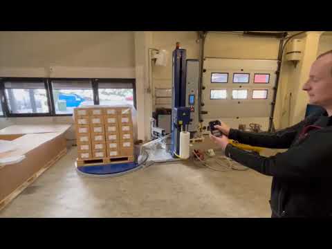 Упаковка паллеты в стрейч-плёнку | Паллетоупаковщик ROBOPAC TECHNOPLAT CW