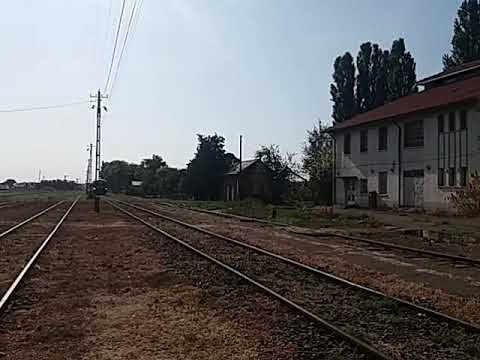 Tren IAŞI  - DOROHOI se opreşte la gara