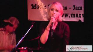 Alexz Johnson - Gonna Get It (Live At Maxwell's Music House) - 20110519