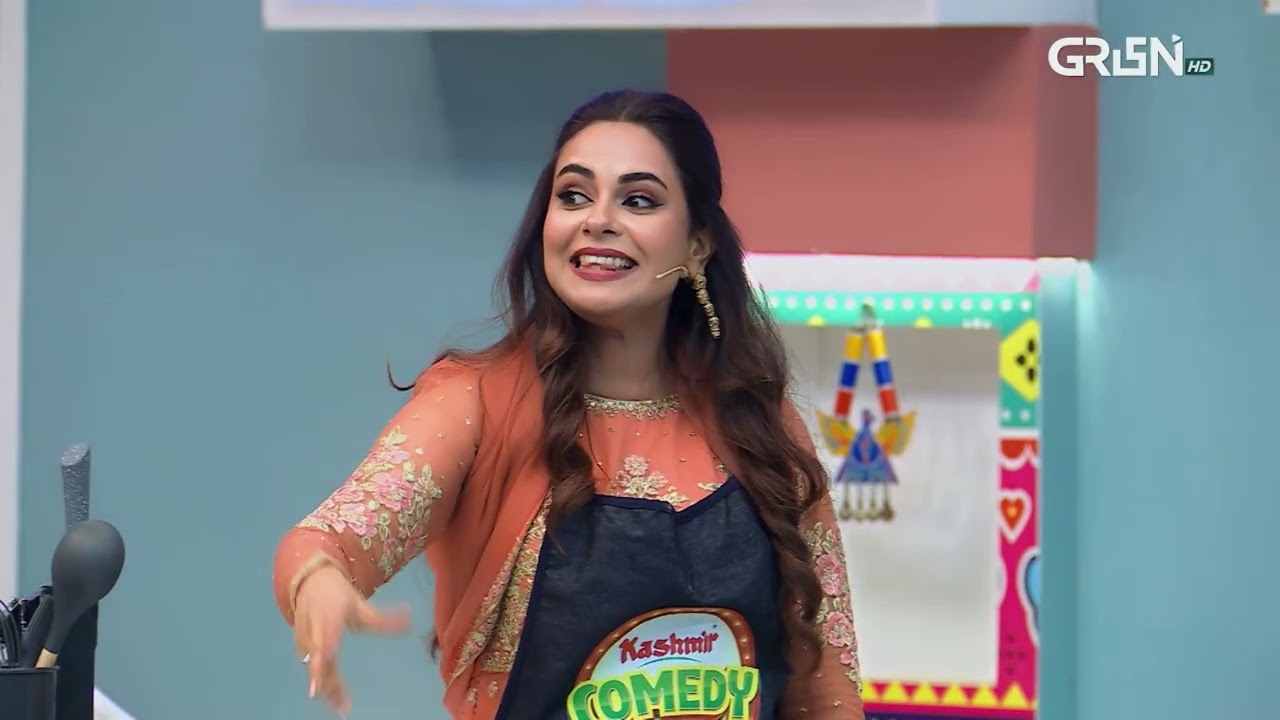 Pehli Dafa Yashma Gil Jeet Gayi | Kashmir Comedy Kitchen | Amar Khan & Yashma Gill | Green TV