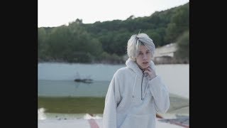 Triangulo Amoroso Lyrics English Translation