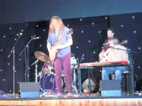 Innes Sibun - So Tired of Living