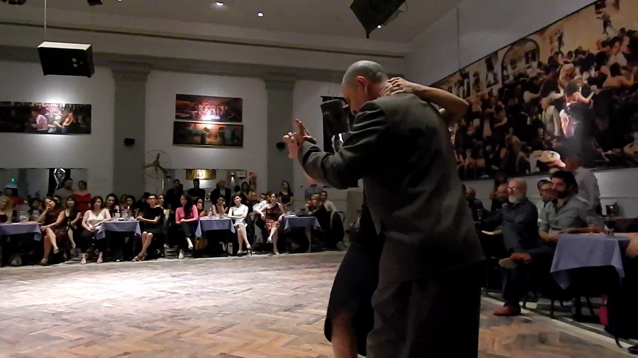 Laly Victoria y Gonzalo Robinson