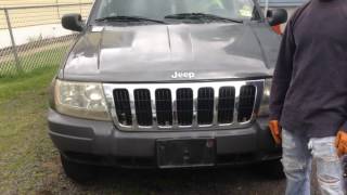 2003 Jeep Grand Cherokee Laredo: Open Car Hood Quick Tip