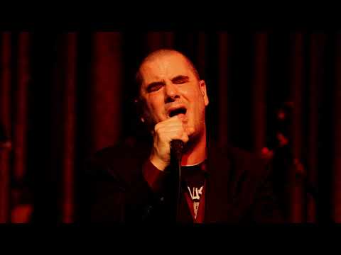 EN MINOR - "Warm Sharp Bath Sleep" (Live)