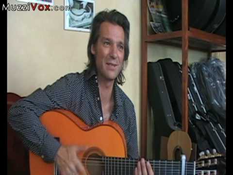 Yvan Lebolloc'h et Ma guitare s'appelle reviens - Une interview MuzziVox