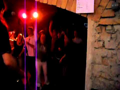 Ex-Tend - Pěkně blbá pohádka