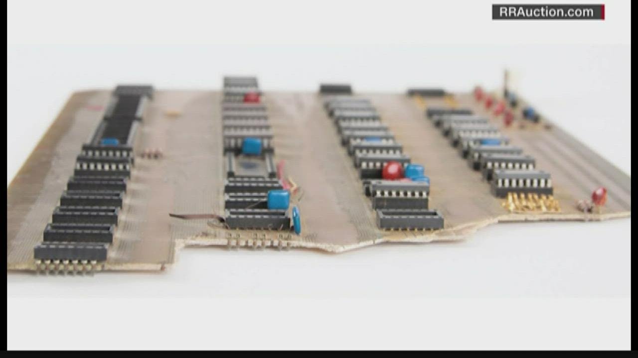 $700,000 for 1976 Apple computer prototype